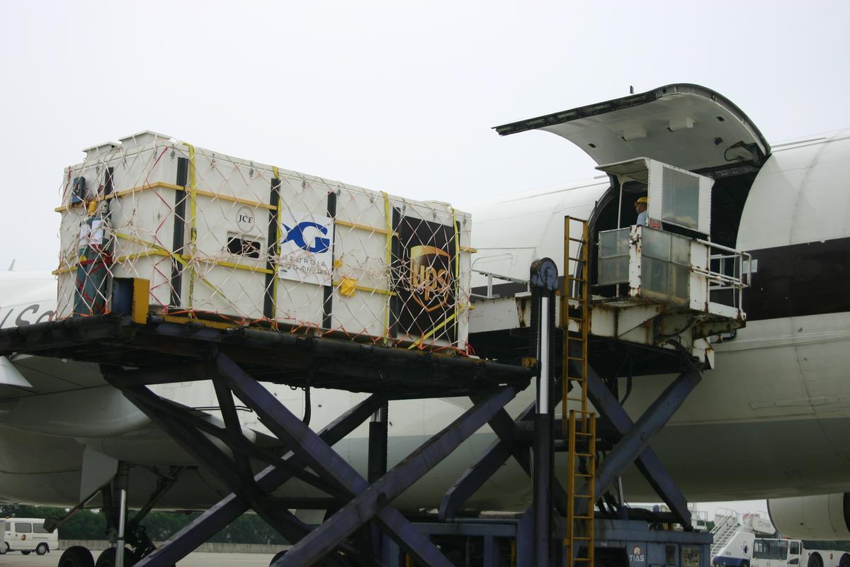 a large white and blue machine