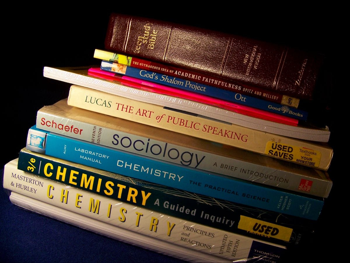 Which Major Has The Most Expensive Textbooks? - Priceonomics